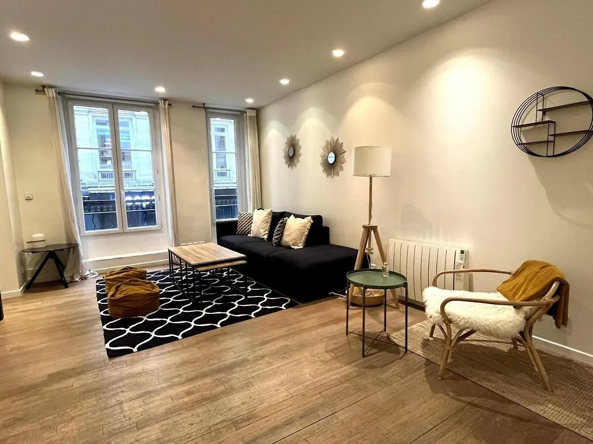 Goodguest Paris Montorgueil Bail Mobilite Apartment