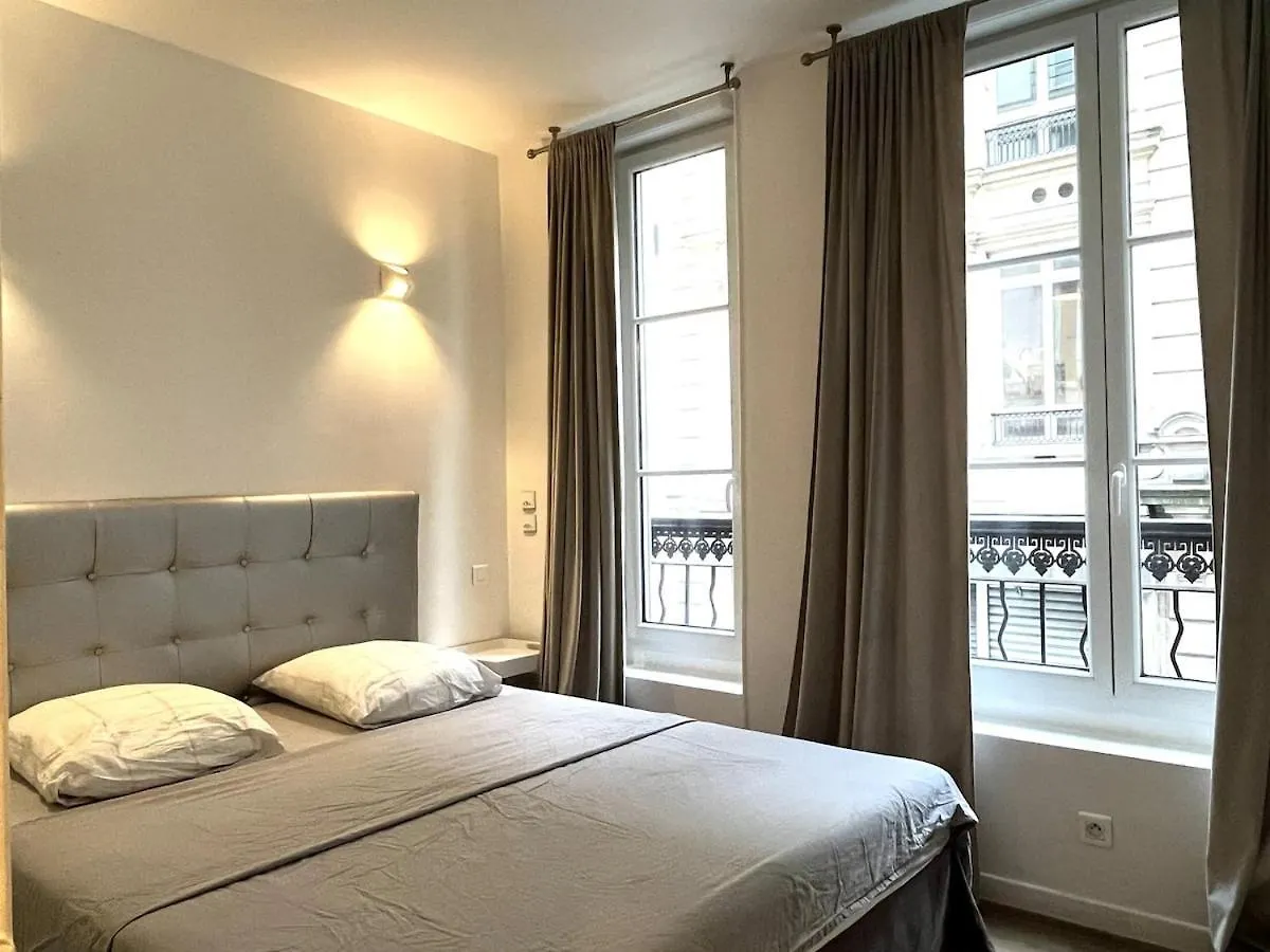 Goodguest Paris Montorgueil Bail Mobilite Apartment France